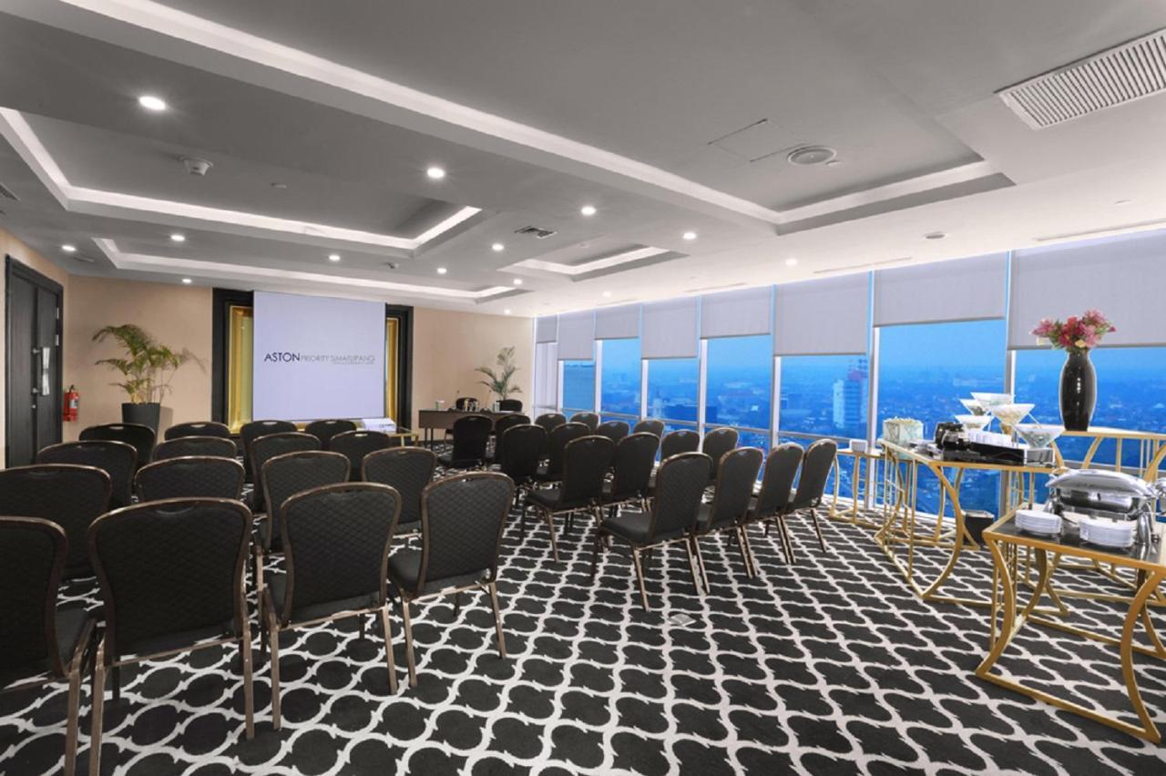 ג'קרטה Aston Priority Simatupang Hotel And Conference Center מראה חיצוני תמונה