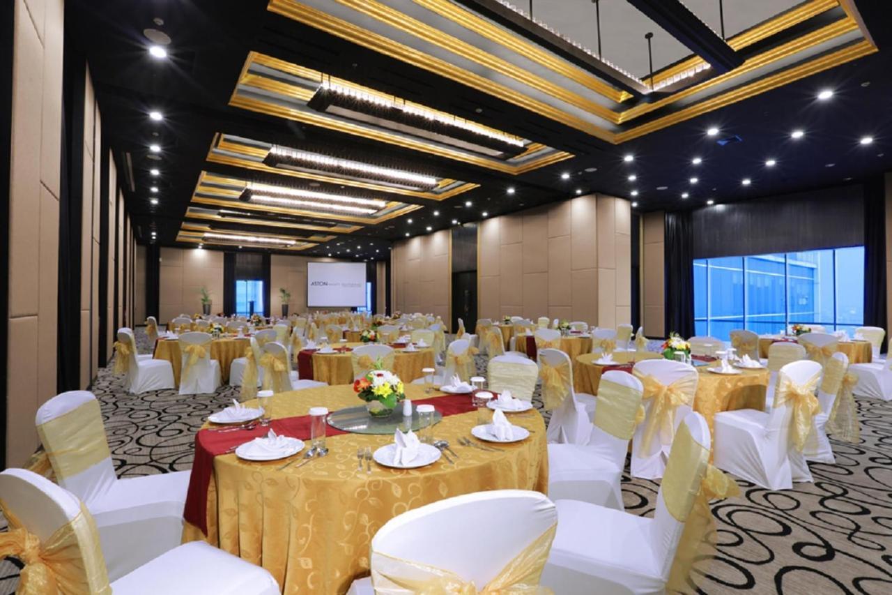 ג'קרטה Aston Priority Simatupang Hotel And Conference Center מראה חיצוני תמונה