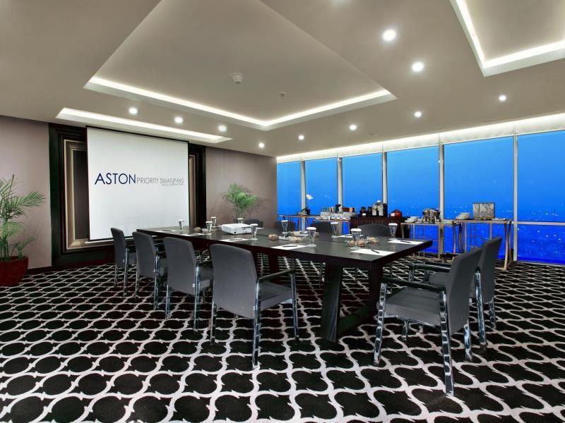 ג'קרטה Aston Priority Simatupang Hotel And Conference Center מראה חיצוני תמונה